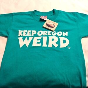 Keep Oregon Weird Vintage Bayside T-shirt sz Small True Vintage NWT. Green Tee.